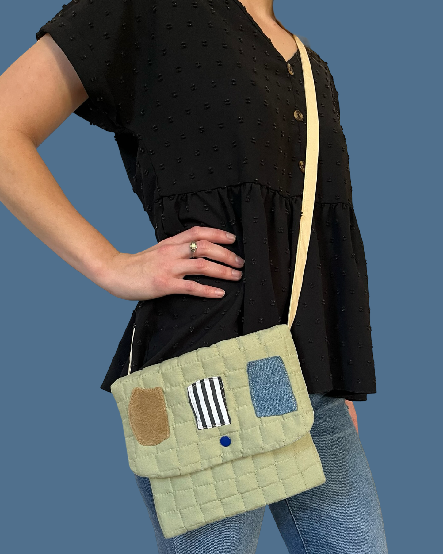 Cross Body Snap